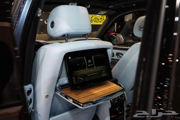 رولز رويس كولينان موديل 2019 ناغي ممشي قليل 14