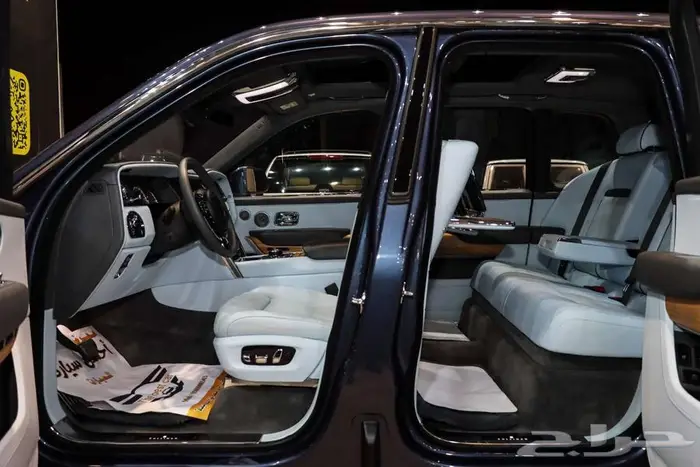 رولز رويس كولينان موديل 2019 ناغي ممشي قليل 13