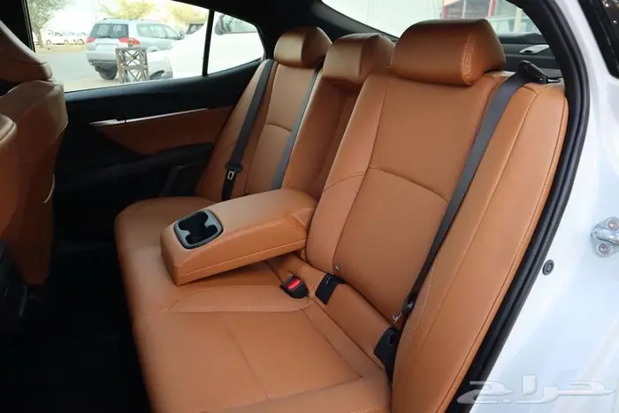 تويوتا كامري قراندي بنزين 2025 سعودي مبيعات البنوك 9