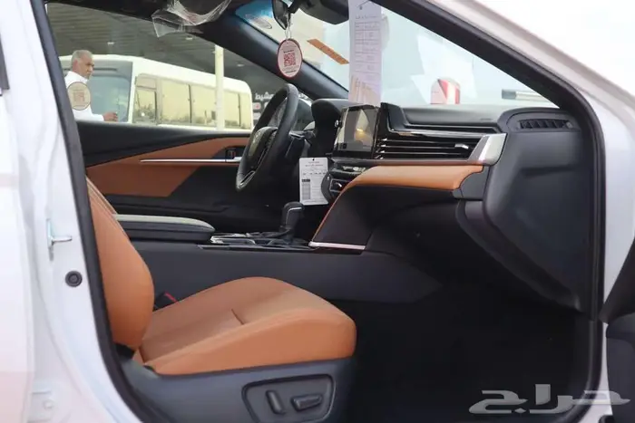 تويوتا كامري قراندي بنزين 2025 سعودي مبيعات البنوك 15