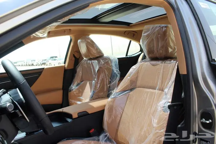 لكزس - ES 350 - CC - نص فل - بريمي - 2025 15