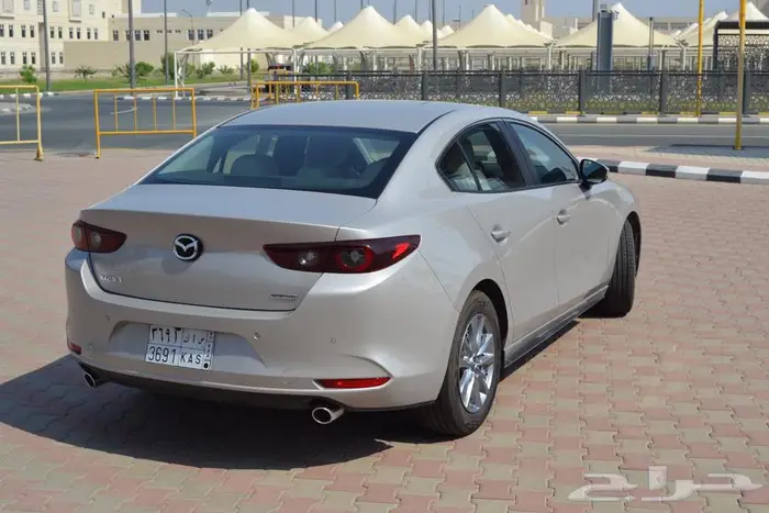 مازدا 3 2025 للتنازل 2