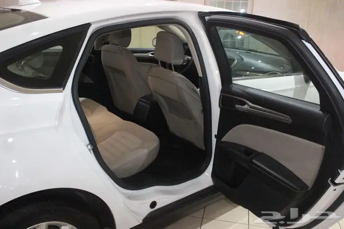 فيوجن 2020 ابيض بطاقة جمركية امريكي 45