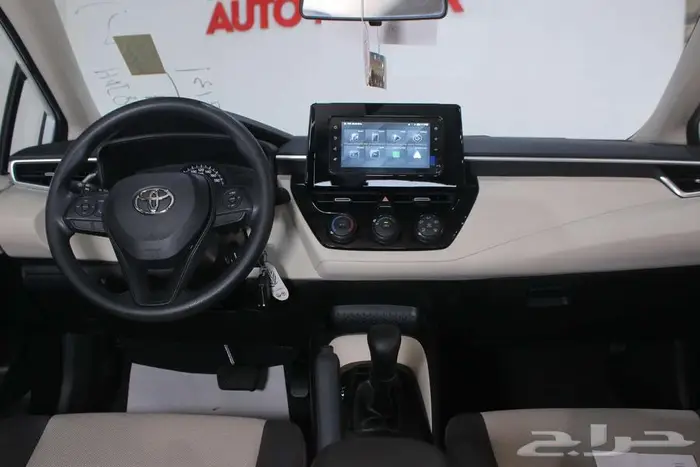 تويوتا كورولا 2025 استاندر محرك 2.0 6