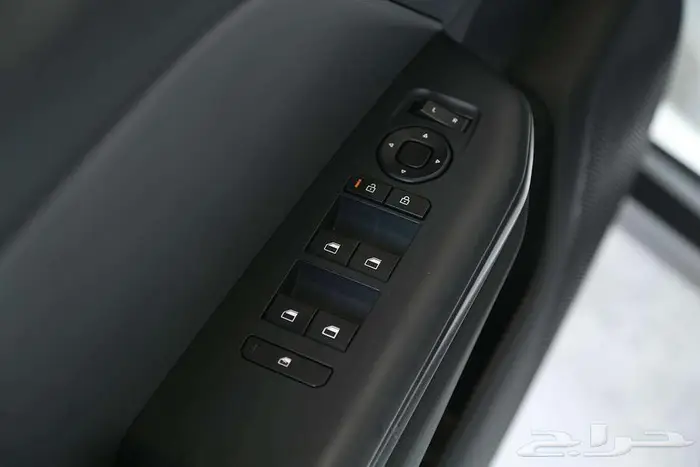 انطلق بثقة مع كيا K4 GL 12