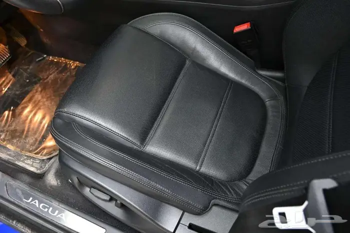 جاكوار E-PACE 2019 سعودي 12