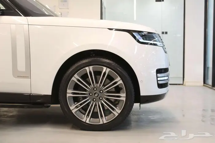 رنج روفر اوتوبيقرافي V8 2022 7