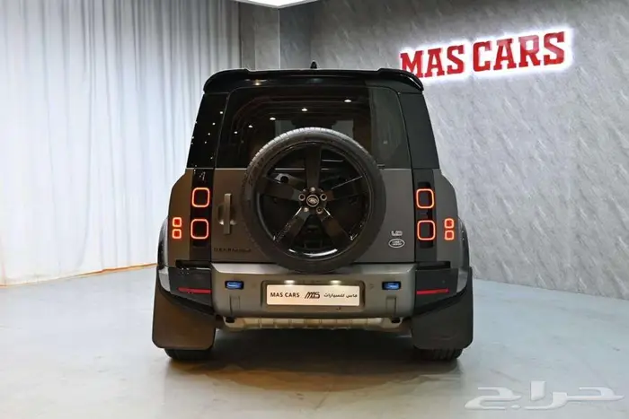 لاندروفر ديفندر 90 SE 2021 خليجي 8