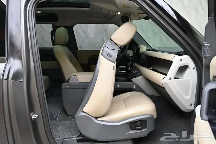 لاندروفر ديفندر 90 SE 2021 خليجي 16