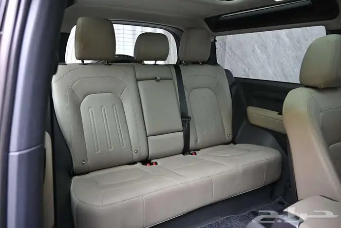 لاندروفر ديفندر 90 SE 2021 خليجي 15