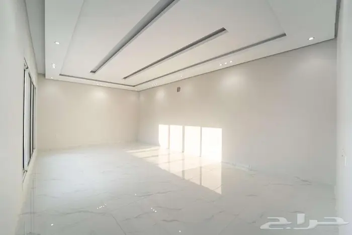 للبيع فلل مفصولة300م بحي العروبة موسس مصعد 2