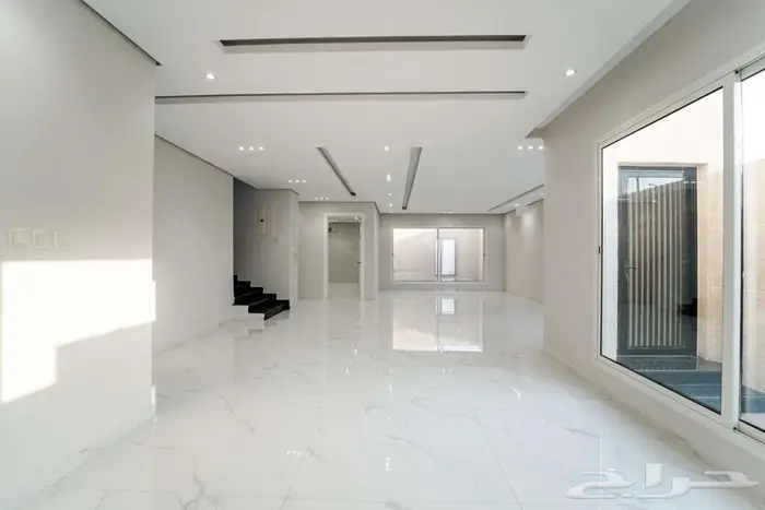 للبيع فلل مفصولة300م بحي العروبة موسس مصعد 4