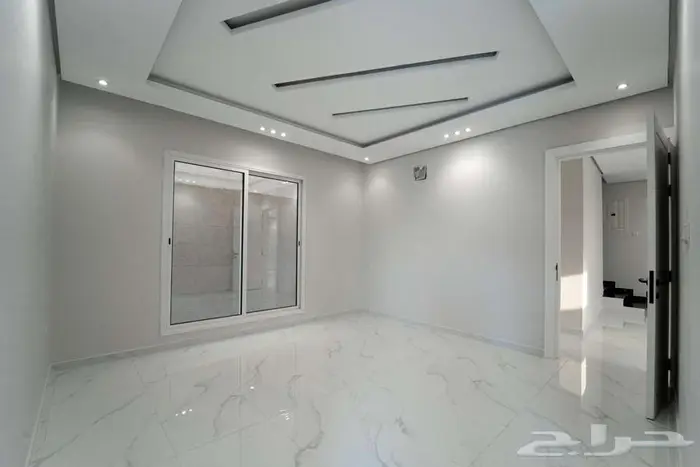 للبيع فلل مفصولة300م بحي العروبة موسس مصعد 17