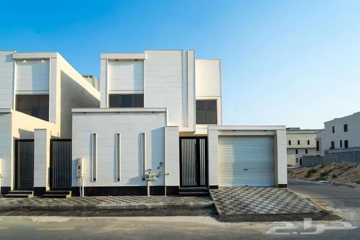 للبيع فلل مفصولة300م بحي العروبة موسس مصعد 1