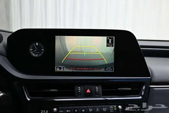 لكزس ES300h 2021 وارد خليجي 9