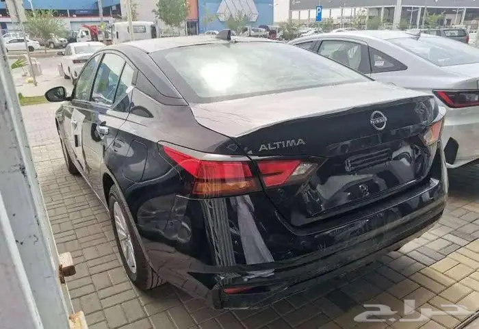 نيسان التيما 2.5 ستاندر 2024 3