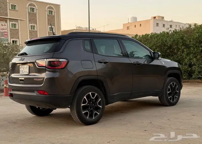 جيب كومباس تريلهوك 2019 5