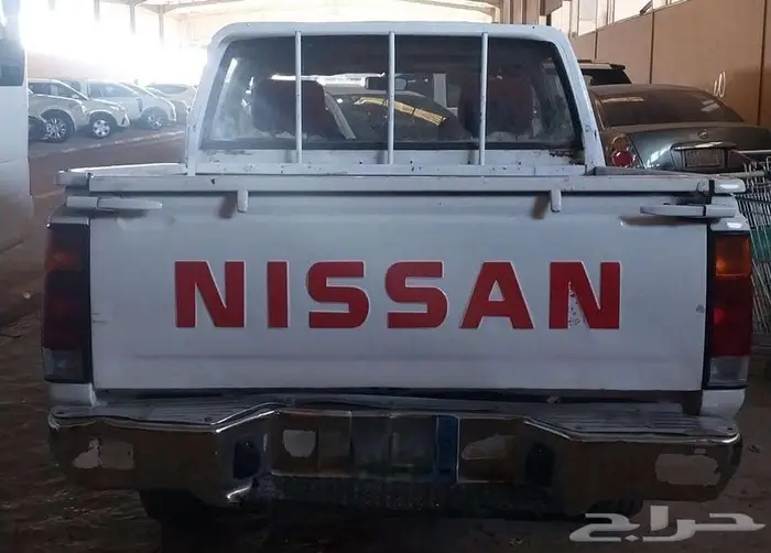 نيسان داتسون 1995 غمارتين 3