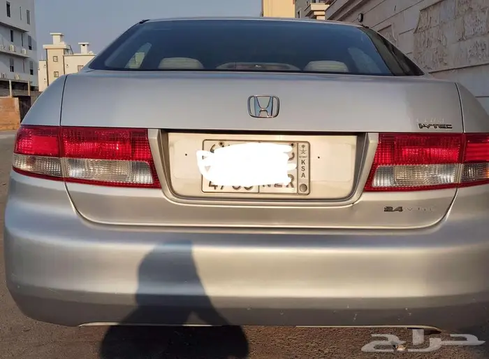 للبيع هوندا اكورد 2004 5