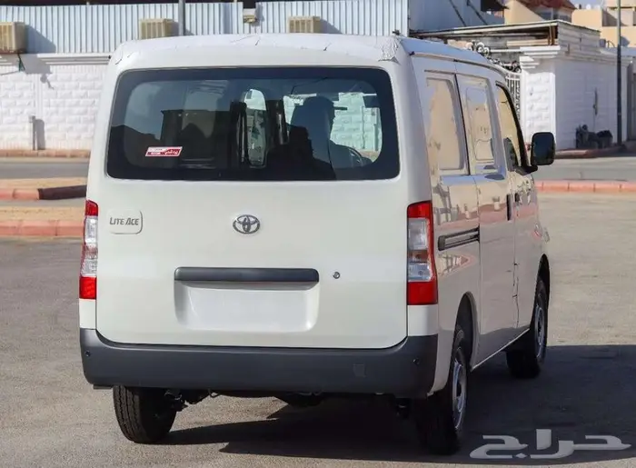 تويوتا لايت اس اتوماتيك موديل 2025 4