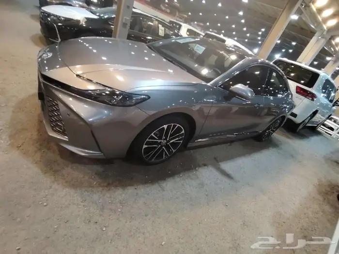 كامري جراندي تيتانيوم مستعملة موديل 2025 12