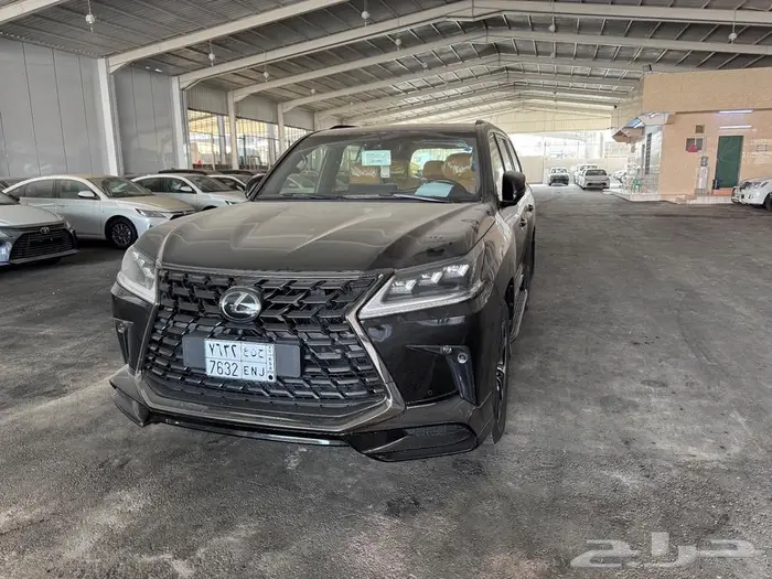 لكزس LX570 2021 بلاك اديشن 0