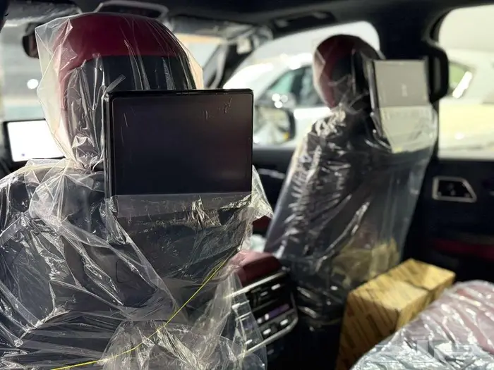 تويوتا لاندكروزر GR بنزين 2025 19