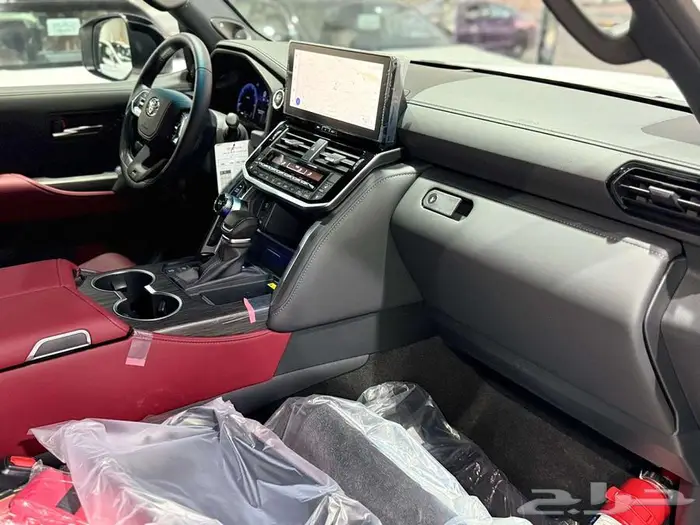 تويوتا لاندكروزر GR بنزين 2025 23