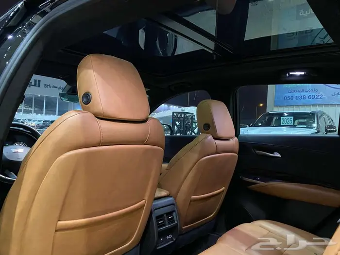 كاديلاك اكس تي 4 موديل 2023 اسود فل سعودي ماشيه 20 الف كم 29