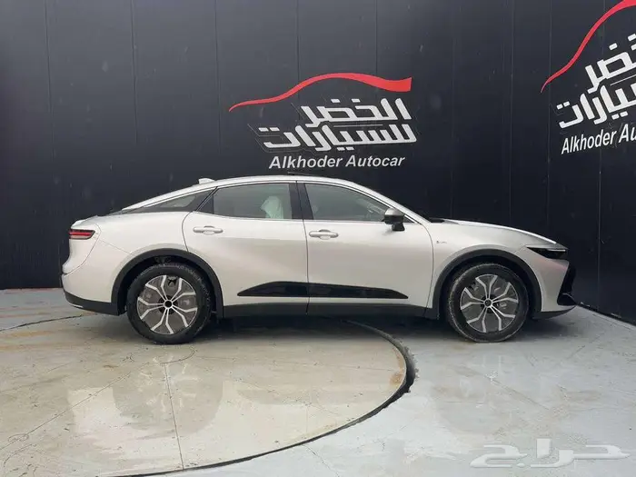 تيوتا كراون بريميوم 3