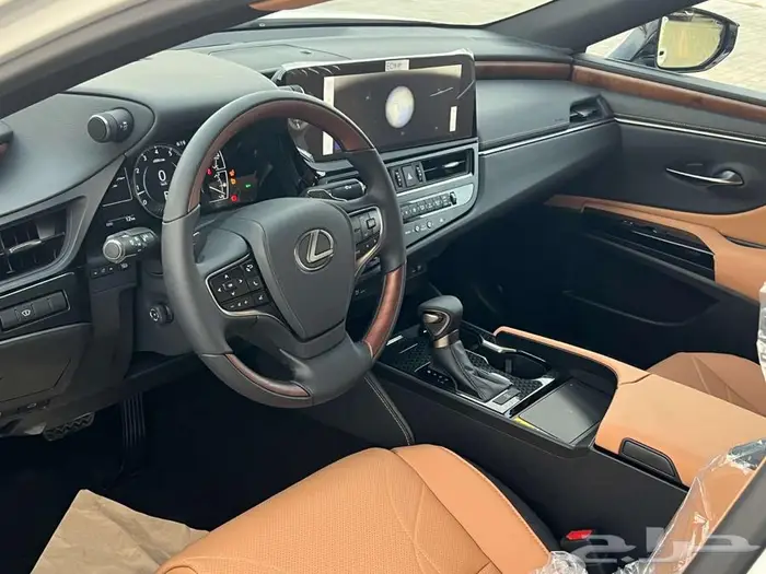 لكزس CC ES 350 نص فل بروجكتور 2025 (بريمي) كاش واقساط 6