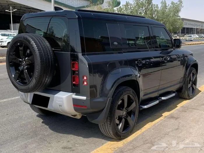 لاندروفر ديفندر 6 سلندر فل كامل 2024 3