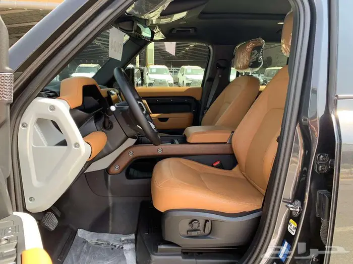 لاندروفر ديفندر 6 سلندر فل كامل 2024 8