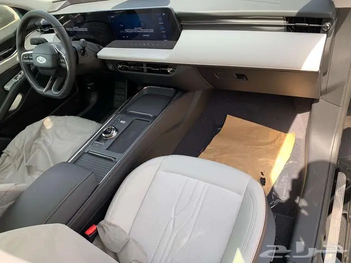 فورد توورس تيتانيوم موديل 2026 سعودي 15