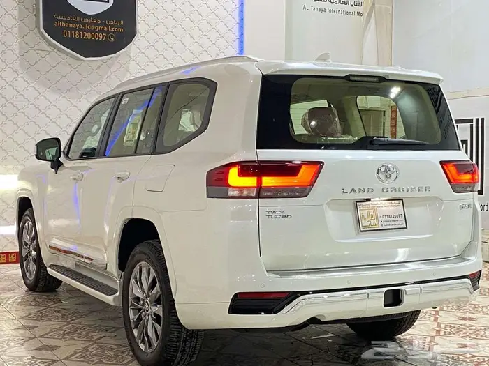 تويوتا جي اكس ار L4 - 2025 بنزين صادره اللوحات 8