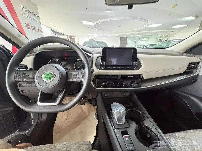 نيسان اكس تريل ستاندر 7 مقاعد 2025 7