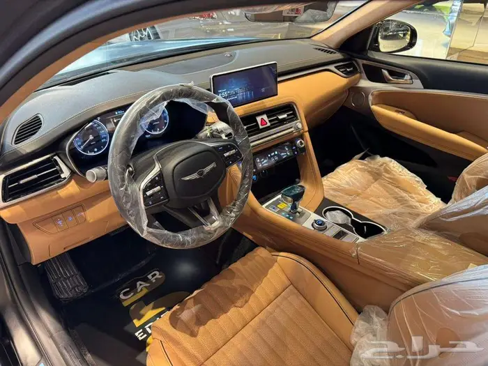 جنسس 2025 G70 8