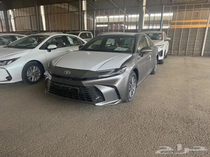 كامري 2025 ستاندر بنزين تيتانيوم 0