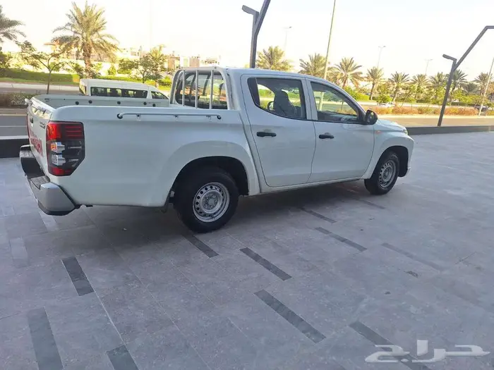 ميتسوبيشي L200 الموديل 2022 عداد 9 الف فقط 9