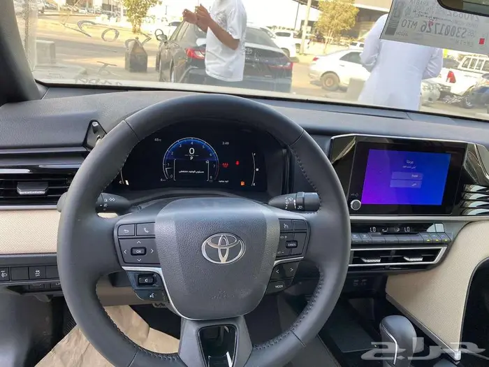 تويوتا كامري 2.5 إل إي 2025 بنزين كاش وتقسيط بنوك 7
