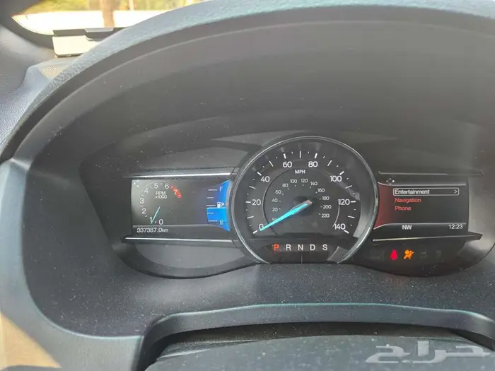 فورد اكسبلورر ليمتيد 2016 15