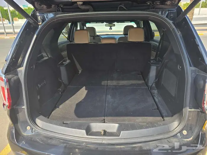 فورد اكسبلورر ليمتيد 2016 9