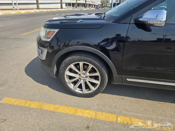 فورد اكسبلورر ليمتيد 2016 14