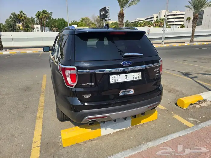 فورد اكسبلورر ليمتيد 2016 10