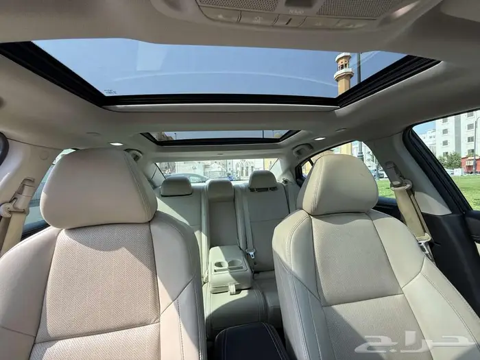 Nissan Maxima SV 2020 in Excellent Condition low mileage... 5