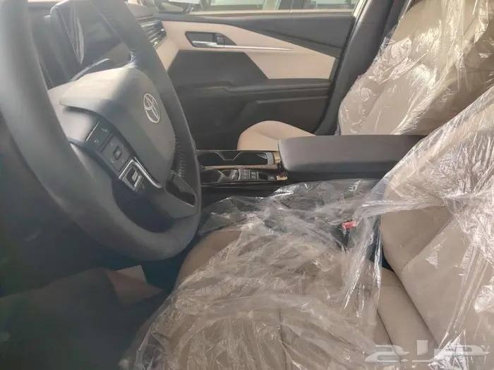 كامري LE هايبرد 2025 16