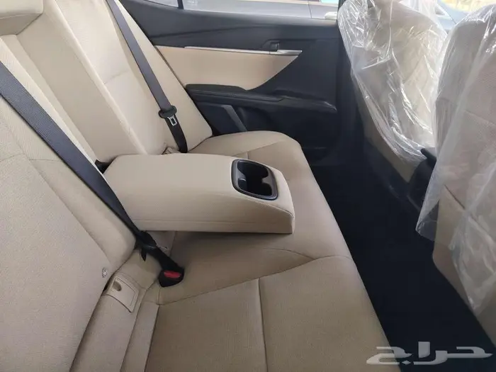 كامري LE هايبرد 2025 18