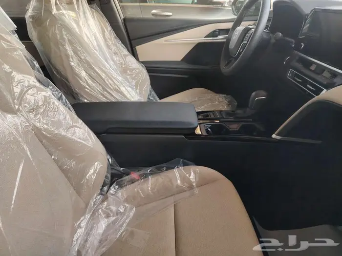 كامري LE هايبرد 2025 19