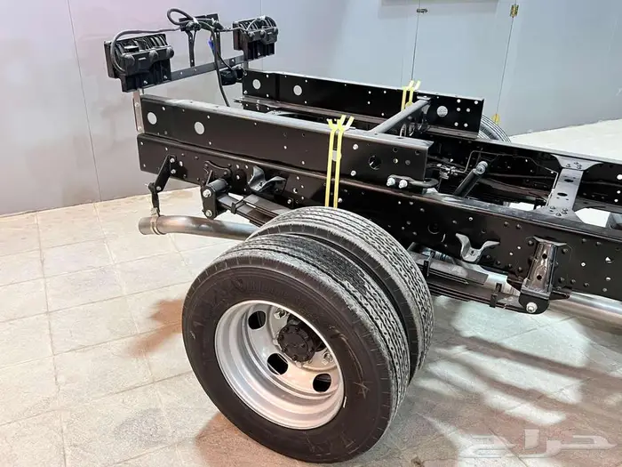 ايسوزو دينه 6 طن شاص طويل الموديل2024 لدى خالد للسيارات 4