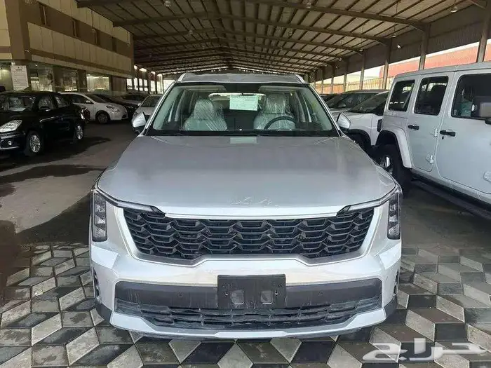 كيا سورنتو ستاندر هايبرد 7 مقاعد موديل 2024 كاش وتقسيط 0